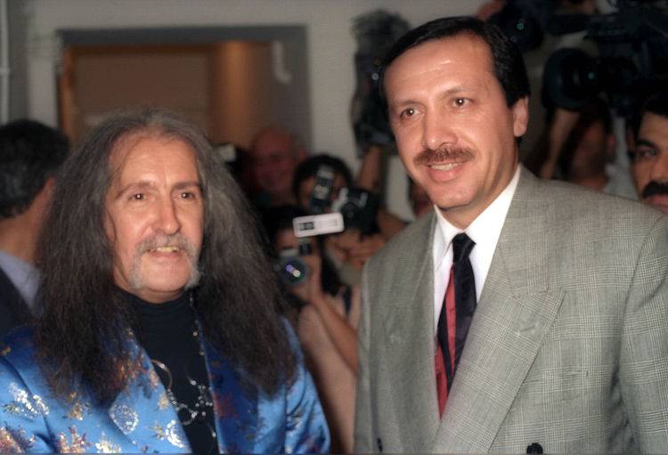 Vefatının 26’ncı yılında modern zamanların ozanı Barış Manço 9